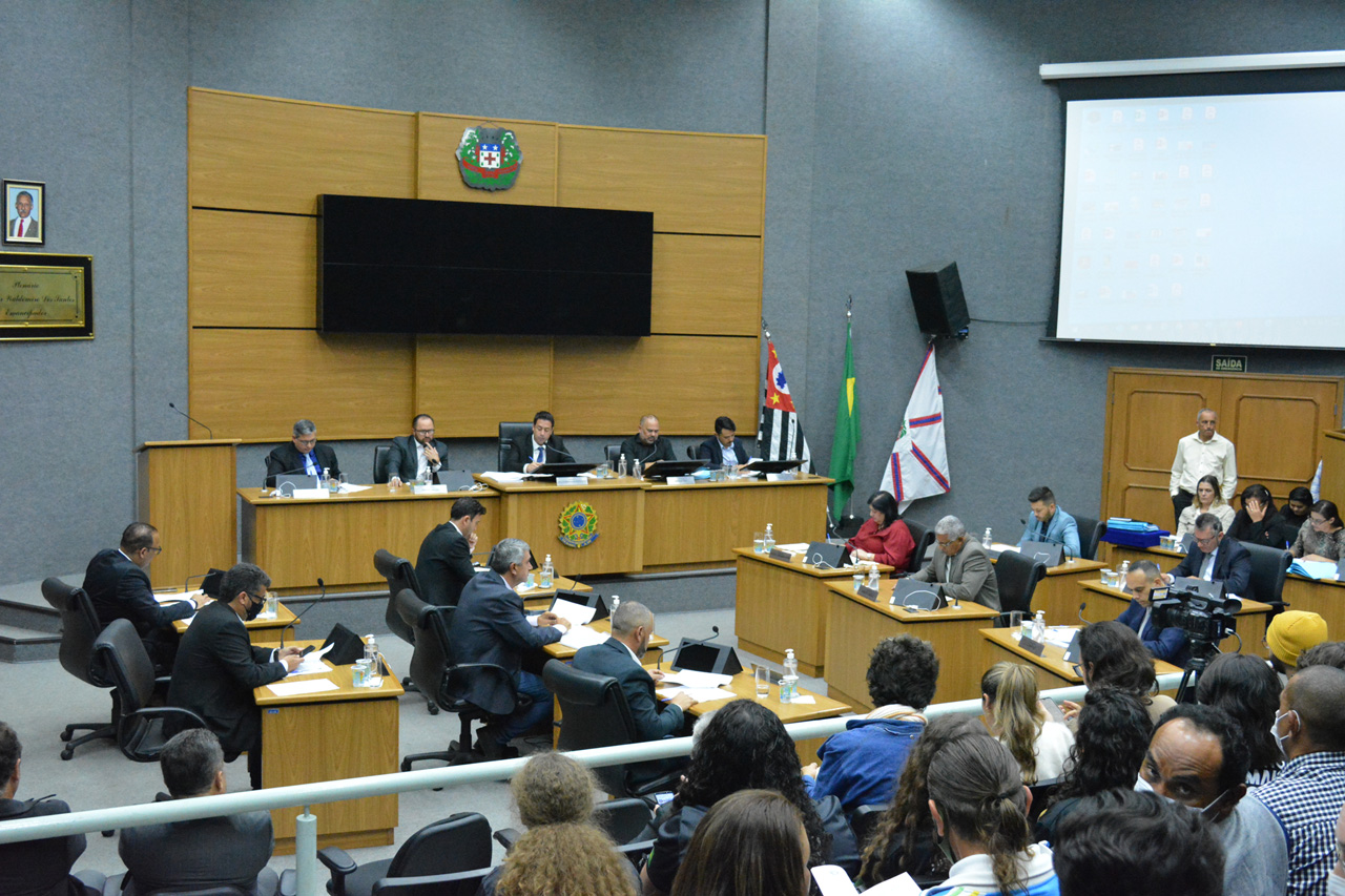 Câmara de Cajamar aprova criação da Escola do Legislativo